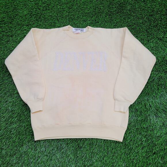 Vintage 80s Denver Sweatshirt Womens Medium 19x23 Spellout - Picture 1 of 14